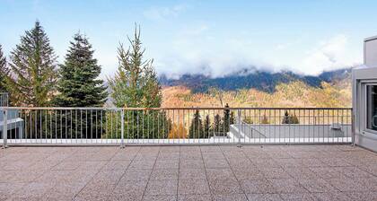 Apartment "Nives" with Mountain View, Indoor Pool and Wi-Fi