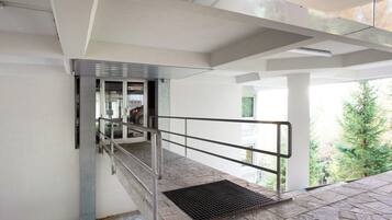 Enceinte de lâhĂ©bergement