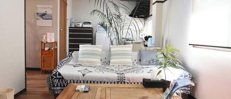 1 bedroom, desk, iron/ironing board, free WiFi