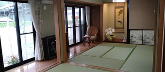 16tatami size Japanese bed room dining room with private Pool garden  - Cat Villa / Hiki-gun Saitama