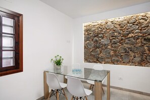 Dining - Holiday Home Casa Micaela 1 with Wi-Fi (El Sauzal)