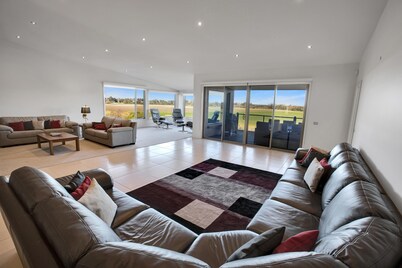 Elevated views of the Mitchell River and Clifton Creek