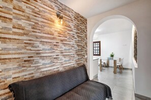 Living area - Holiday Home Casa Micaela with Terrace, Balcony & Wi-Fi (El sauzal)