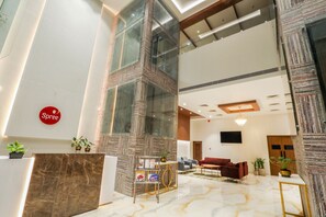 Lobby - Spree Hotel Aurangabad (Chhatrapati Sambhajinagar)