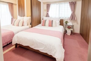 3 bedrooms, bed sheets