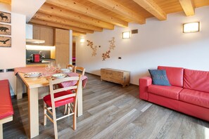 Interior - Holiday Apartment Arcadia with Mountain View & Wi-Fi (livigno)