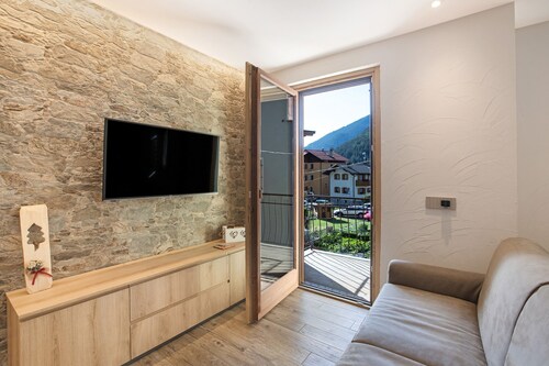 Holiday Apartment "Casa Cecilia tra Bormio e Livigno" with Mountain View & Balcony