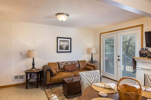 Serene Escape at Ramblin Rose #3 Peaceful Retreat