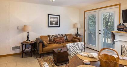Serene Escape at Ramblin Rose #3 Peaceful Retreat