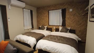 1 bedroom, desk, free WiFi, bed sheets