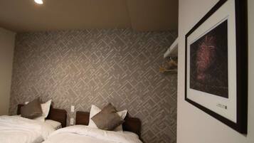 1 habitación, escritorio, wifi gratis y ropa de cama