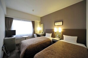 1 chambre, bureau, fer et planche à repasser, Wi-Fi gratuit