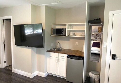 PRIVATE ROOM ENSUITE IN WATERLOO