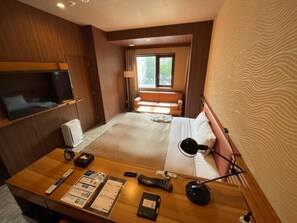 1 bedroom, desk, iron/ironing board, free WiFi - NonSmoking Deluxe Double Bed  Sofa Bed Room O / Sapporo Hokkaidō (Sapporo)