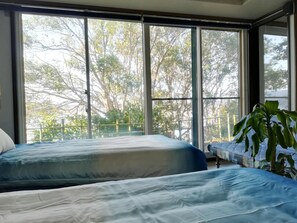 2 Schlafzimmer, Schreibtisch, Bügeleisen/Bügelbrett, kostenloses WLAN