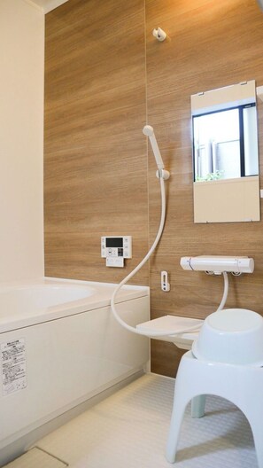 Hair dryer, towels - Spacious and fashionable Japanese style house FUK - Visit Nishioji / Kyoto Kyōto (Kyoto)