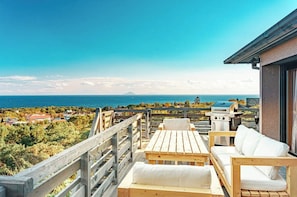 Property grounds - Complete with dog run Ocean view vacation rentals / Ito Shizuoka (Ito)