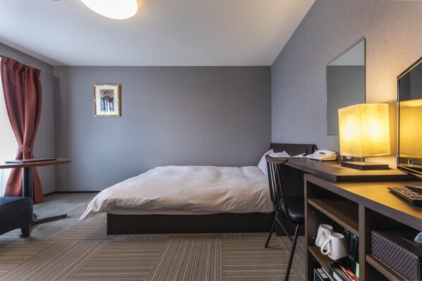 1 bedroom, desk, free WiFi, bed sheets