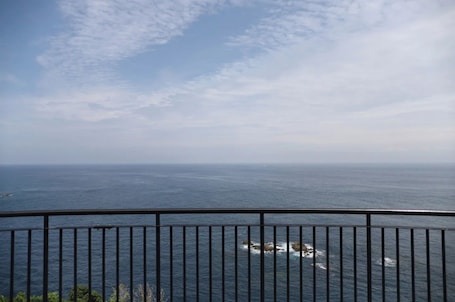 Property grounds. Chartered building 5 minutes walk to the lightho / Higashimuro-gun Wakayama