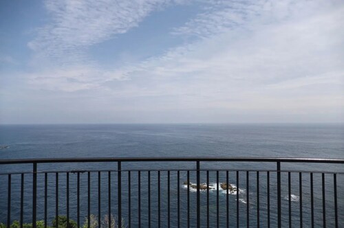 Chartered building 5 minutes walk to the lightho / Higashimuro-gun Wakayama
