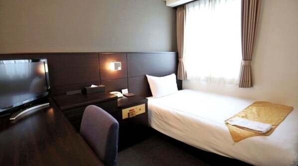 1 bedroom, desk, free WiFi, bed sheets