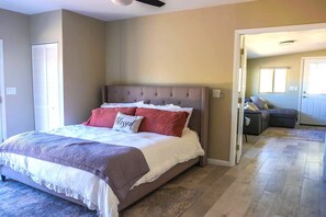 3 bedrooms, desk, iron/ironing board, travel cot