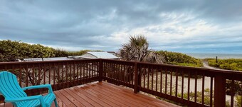 Comfy Beach House on Vero Beach