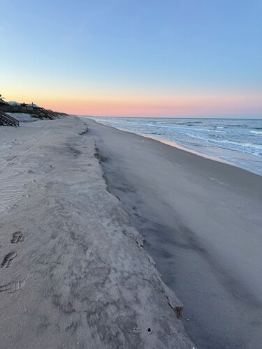 Comfy Beach House on Vero Beach
