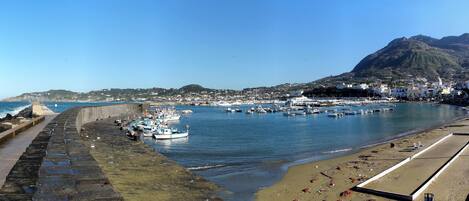 Villa, 2 Queen Beds | Beach