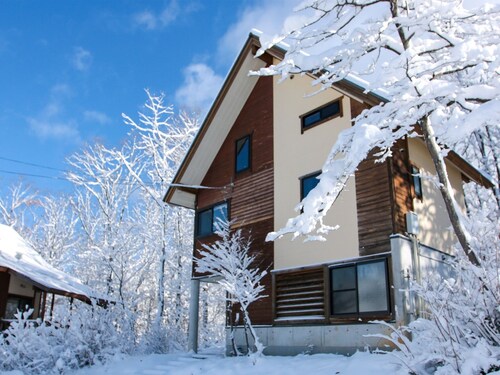 Scandinavian style spa pet NG / Gujo Gifu