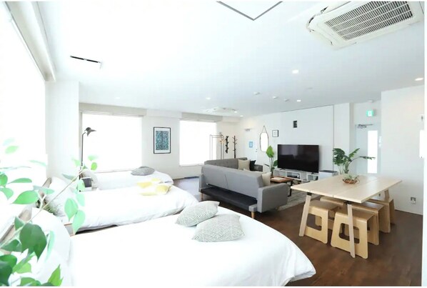 1 多间卧室、办公桌、免费 WiFi、床单