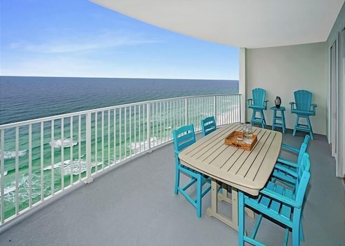 2BR 2BA ON 19TH FLOOR @THE TWIN PALMS!!!