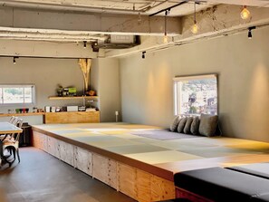 Dining - 1 minute from GionShijo Station Yasaka Shrine f / Kyoto Kyōto (Kyoto)