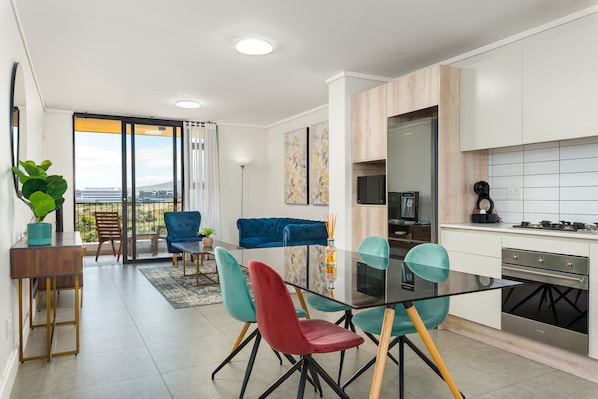 Interior - Waters Edge 318 (Cape Town)