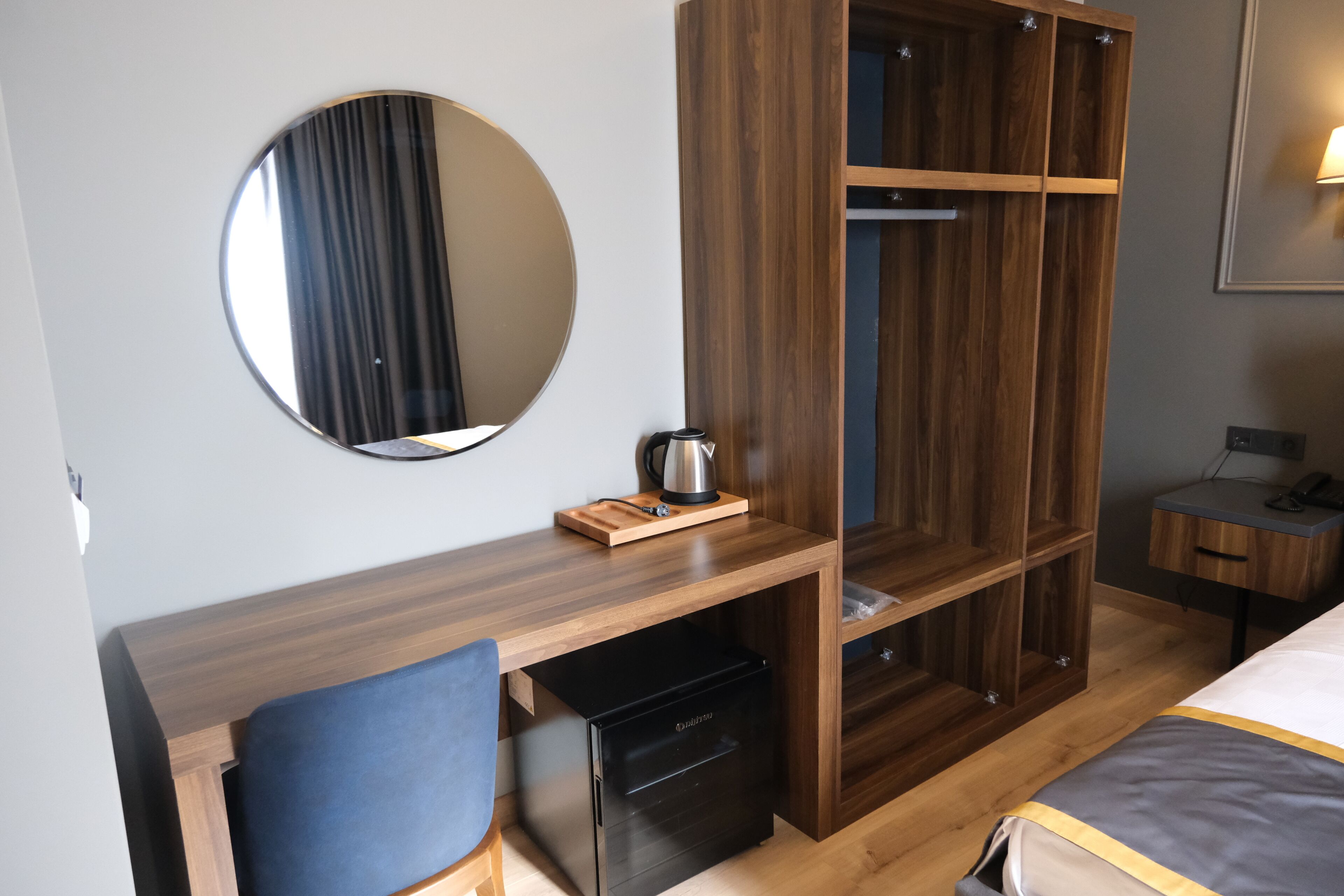 1 bedroom, in-room safe, desk, soundproofing