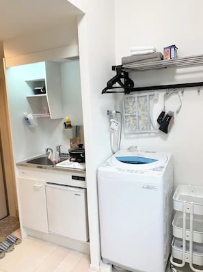 Fridge, stovetop, cookware/dishes/utensils