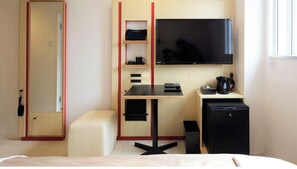 1 bedroom, desk, iron/ironing board, free WiFi - Regular plan Free parking Single without meals / Narita Chiba (Narita)