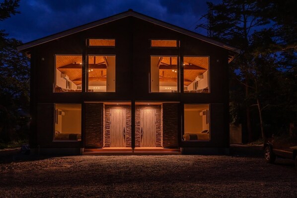 Exterior - East / Kitaazumi-gun Nagano (Kitaazumi-gun)