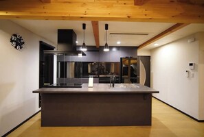 Fridge, microwave, stovetop, cookware/dishes/utensils