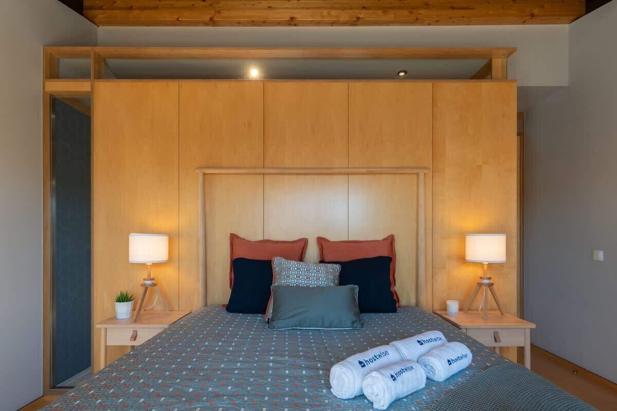 3 chambres, fer et planche à repasser, Wi-Fi, literie fournie