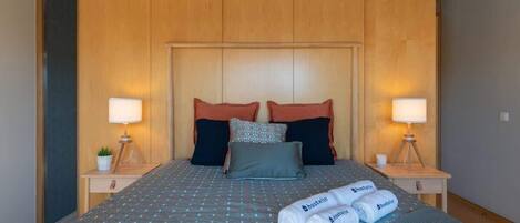 3 chambres, fer et planche Ă repasser, Wi-Fi, literie fournie