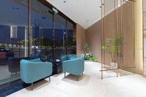 Interior - Tongren Grand Hotel (Tongren High-speed Railway Station Ancient City Pedestrian Street Branch) (Tongren)