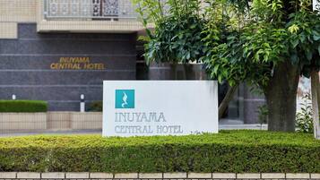 تفاصيل الفندق من الخارج