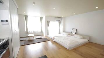 1 bedroom, desk, free WiFi, bed sheets