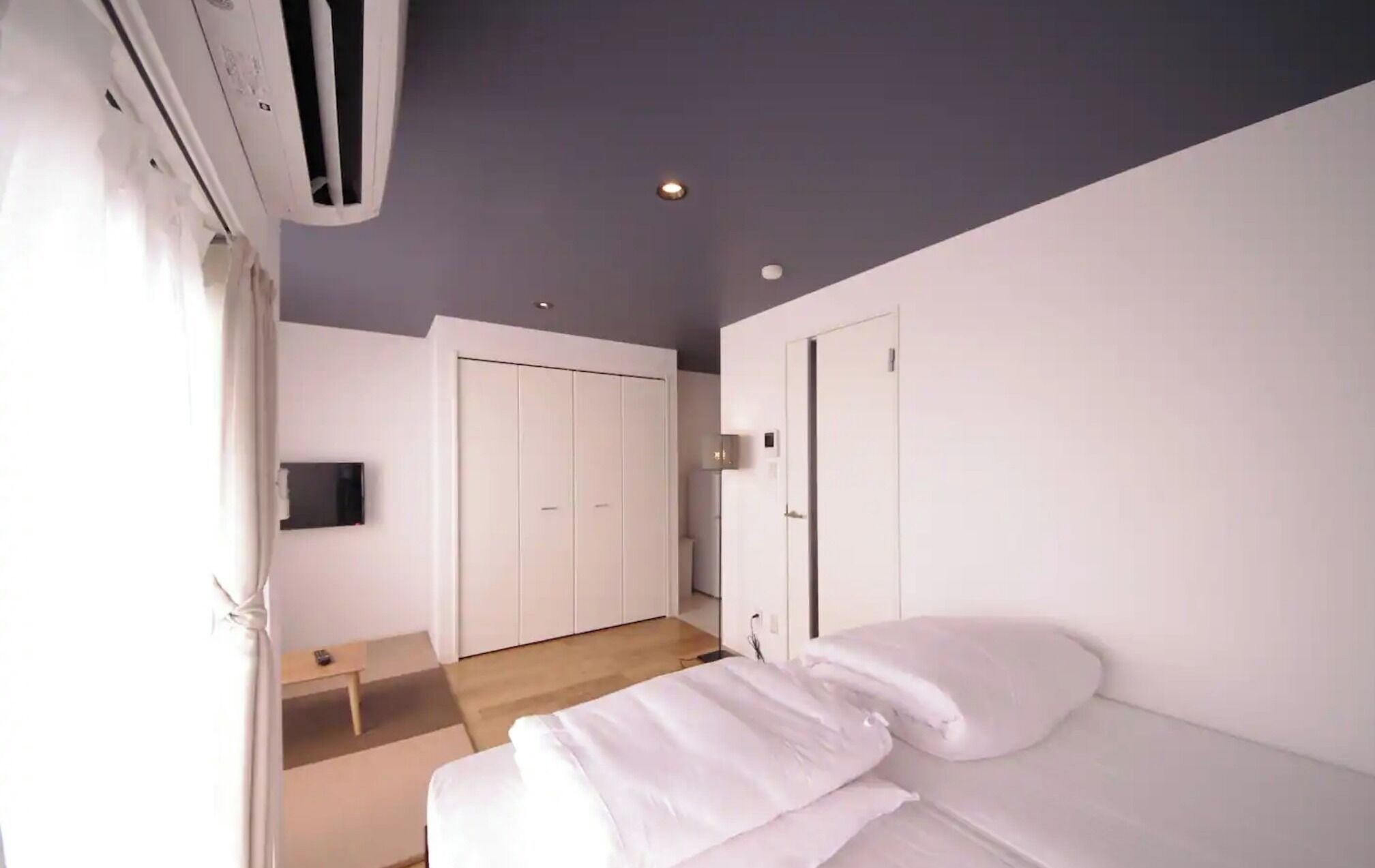 2 habitaciones, escritorio, wifi gratis y ropa de cama 