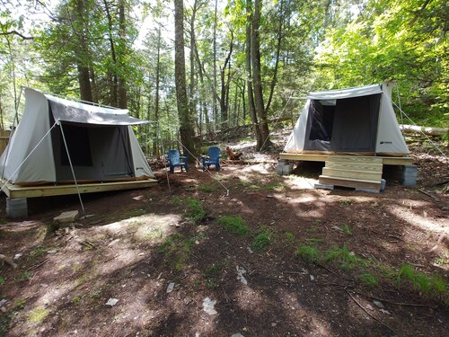 Rare, peaceful glamping, hot shower, mini golf near appalachian trail