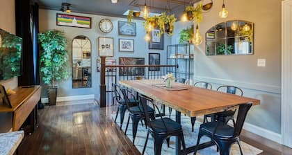 3BR Oasis w/ Private Theater & High-Speed Wi-Fi