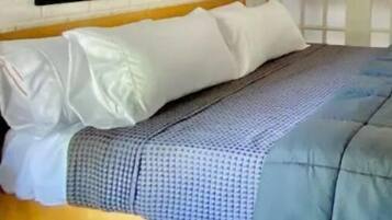 1 多间卧室、办公桌、熨斗/熨衣板、免费 WiFi