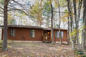 Exterior detail - Mountain Cabin (#114) - Quiet, peaceful woodland location! (Basye)