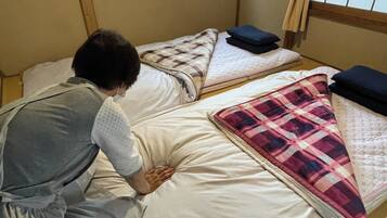 4 Schlafzimmer, Schreibtisch, Bügeleisen/Bügelbrett, kostenloses WLAN